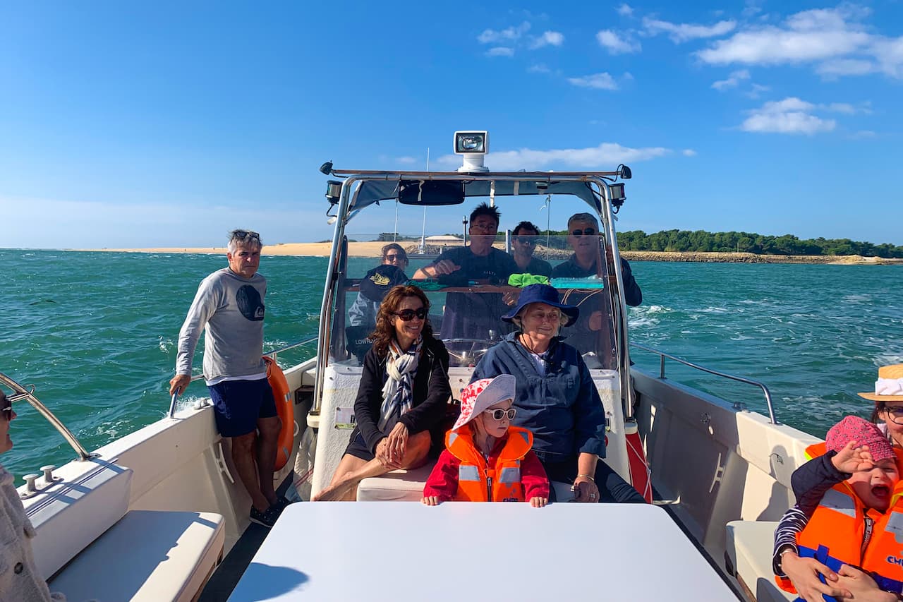 Promenade en bateau en famille avec NGboat